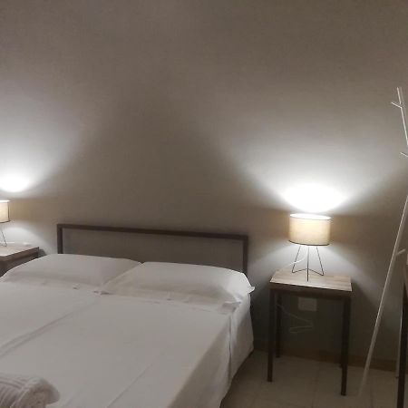 Ostello Dei Sassi - Rooms And Beds มาเตรา ภายนอก รูปภาพ