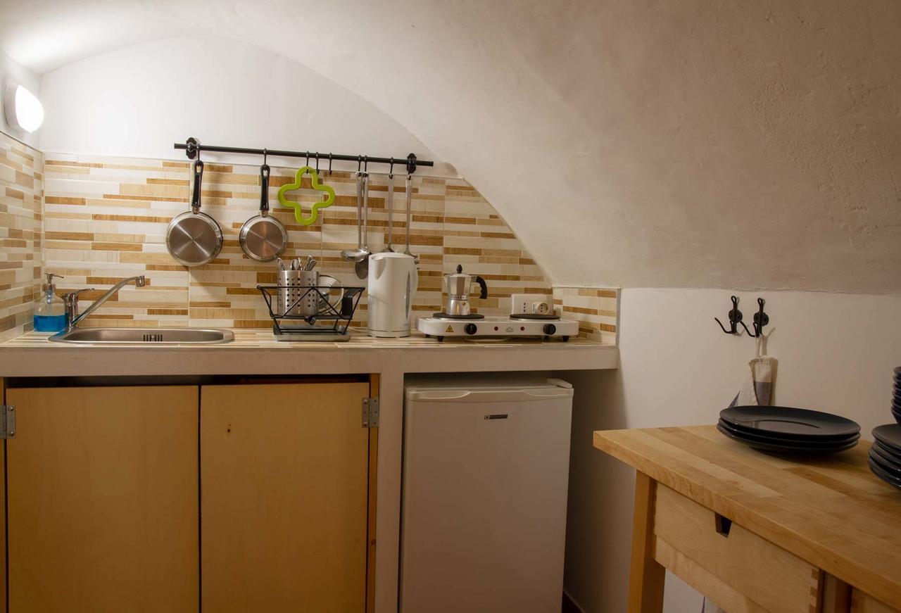 Ostello Dei Sassi - Rooms And Beds มาเตรา ภายนอก รูปภาพ