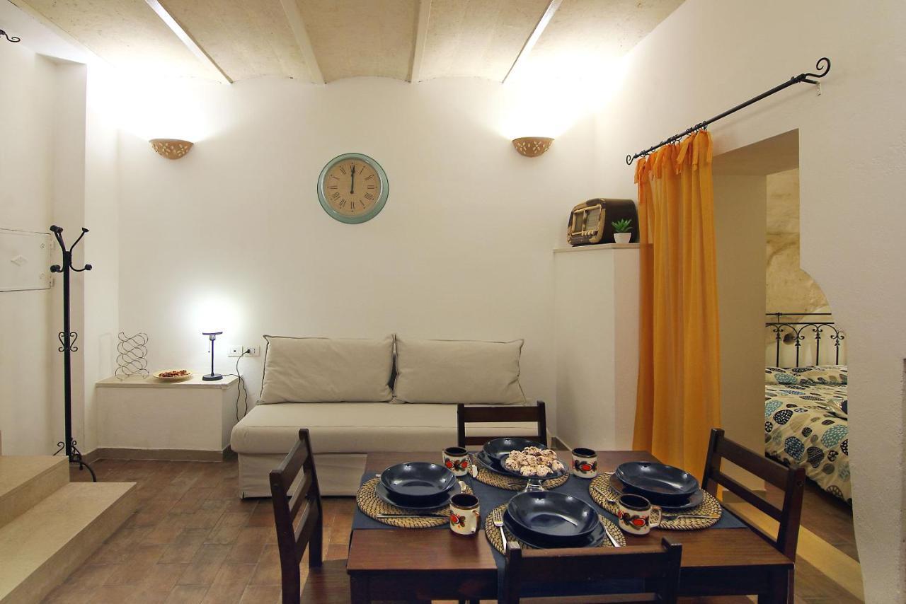 Ostello Dei Sassi - Rooms And Beds มาเตรา ภายนอก รูปภาพ
