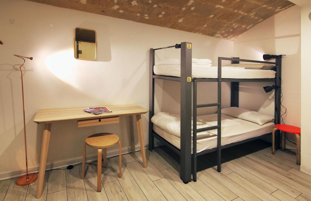 Ostello Dei Sassi - Rooms And Beds มาเตรา ภายนอก รูปภาพ