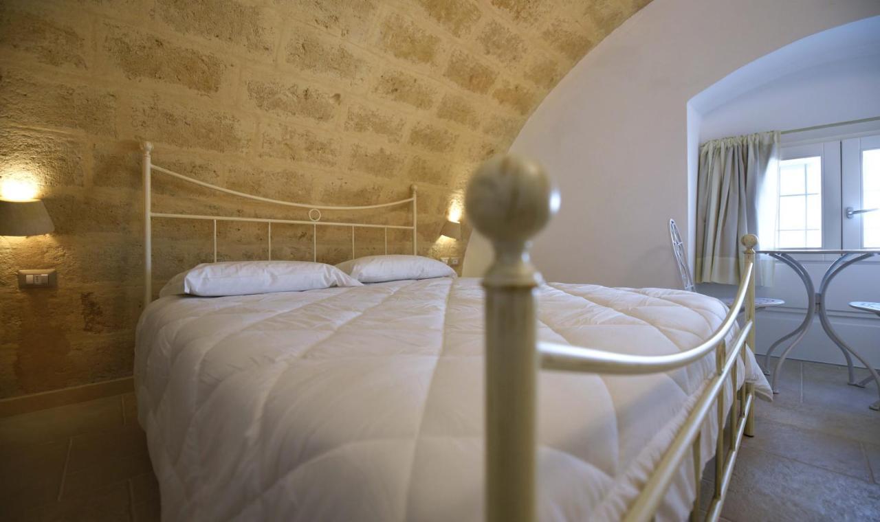 Ostello Dei Sassi - Rooms And Beds มาเตรา ภายนอก รูปภาพ
